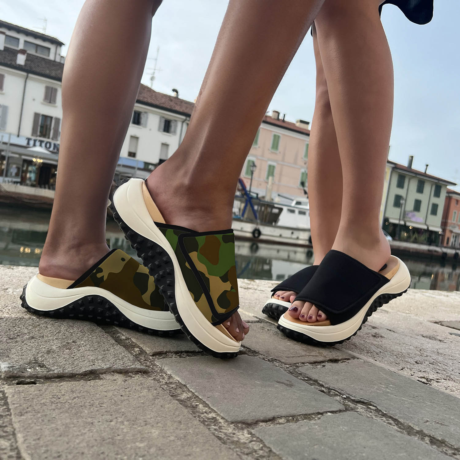 woody3-camouflage-black-lifestyle