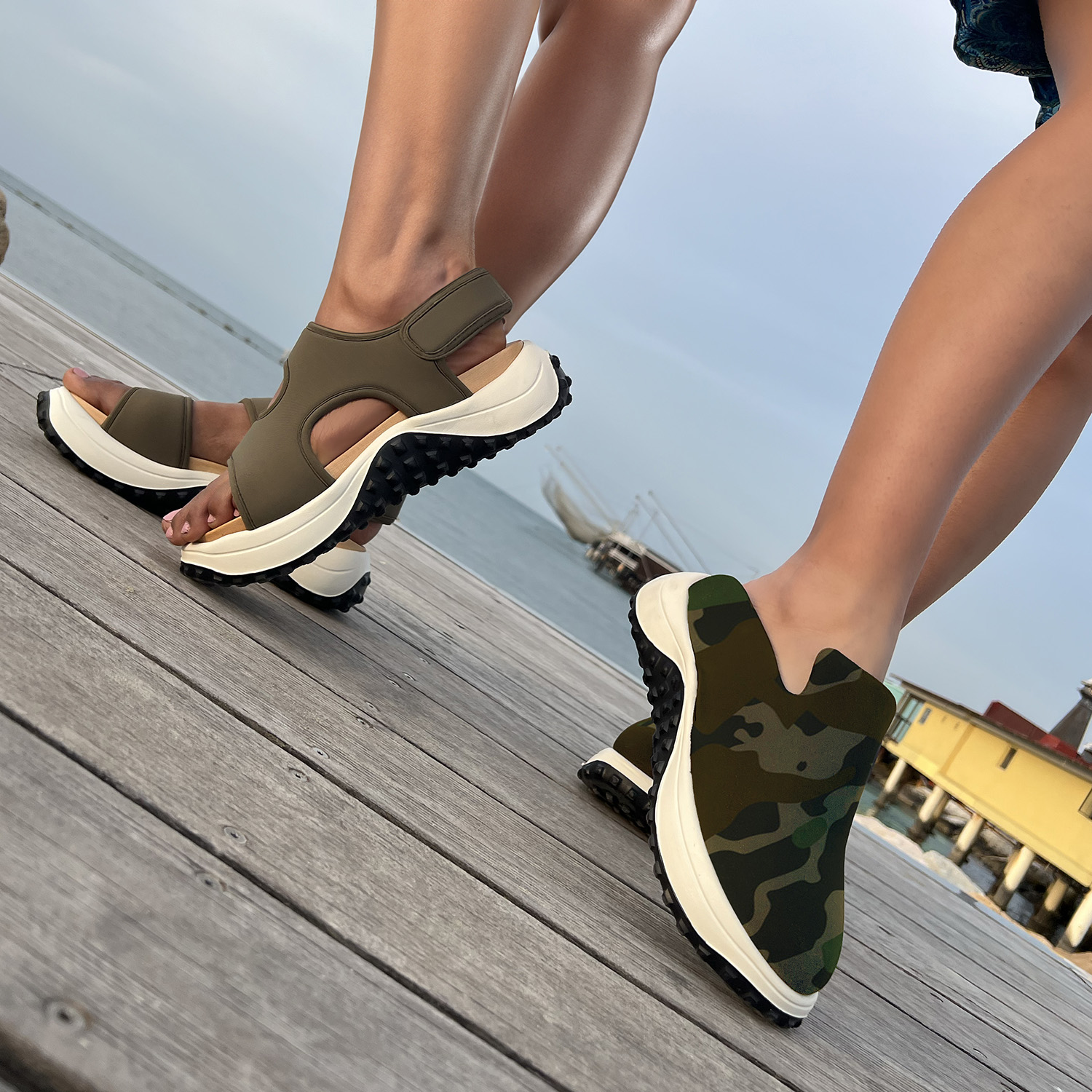 Woody1-green-Woody2-camouflage-lifestyle